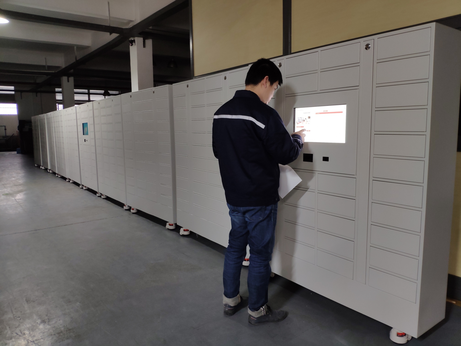 SmartBay智能物料管理系统为知名半导体公司解决车间痛点